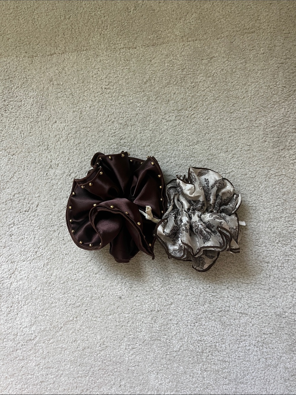 Anthropologie Brown Satin & Cream Floral Scrunchies Set NWT